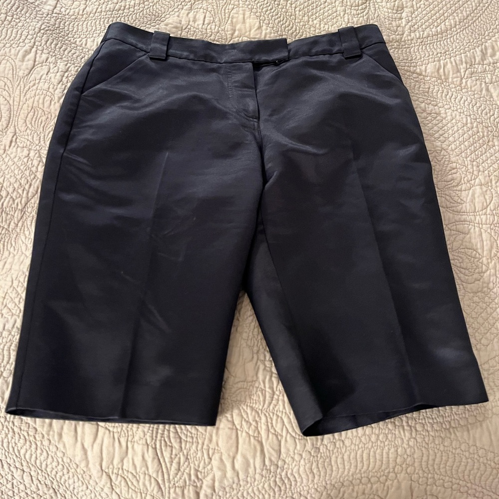 Tory Burch Black Cotton Silk Shorts. Sz.8. Fabric has Silk Sheen.